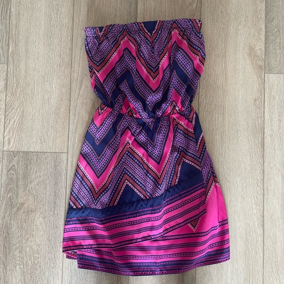 Express Dress - Picture 1 of 4